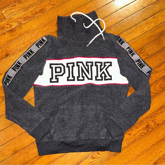 Soft and cozy sweatshirt by PINK - Picture 6 of 6